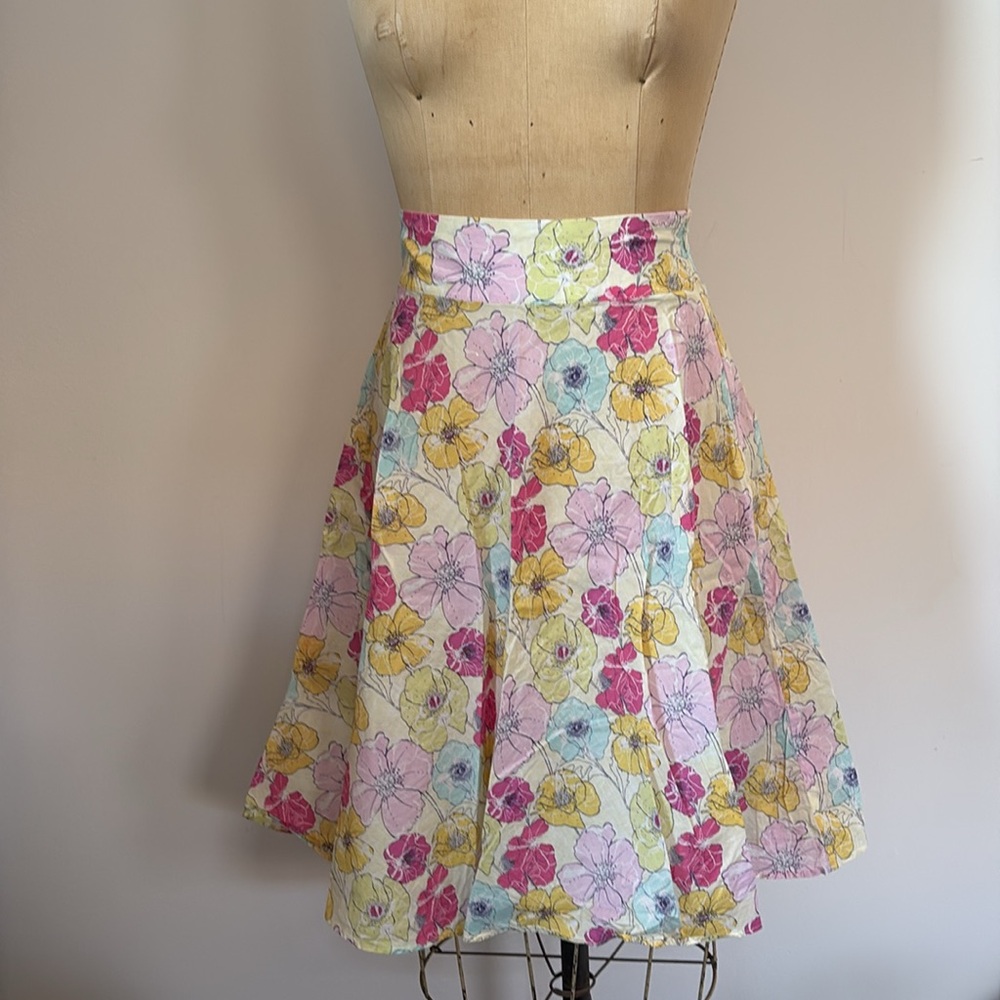 Vintage Y2K Moschino Skater Skirt Pink Yellow Floral Casual knee length XS 2-4
